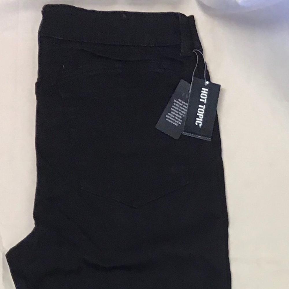 Hot Topic Juniors Black Jeans for Women Size 11